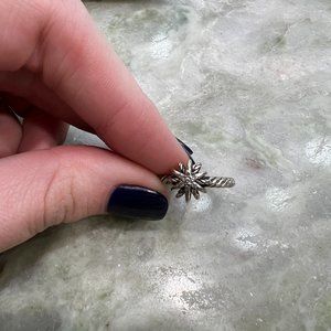 David Yurman Petite Starburst Ring in Sterling Silver with Pavé Diamonds